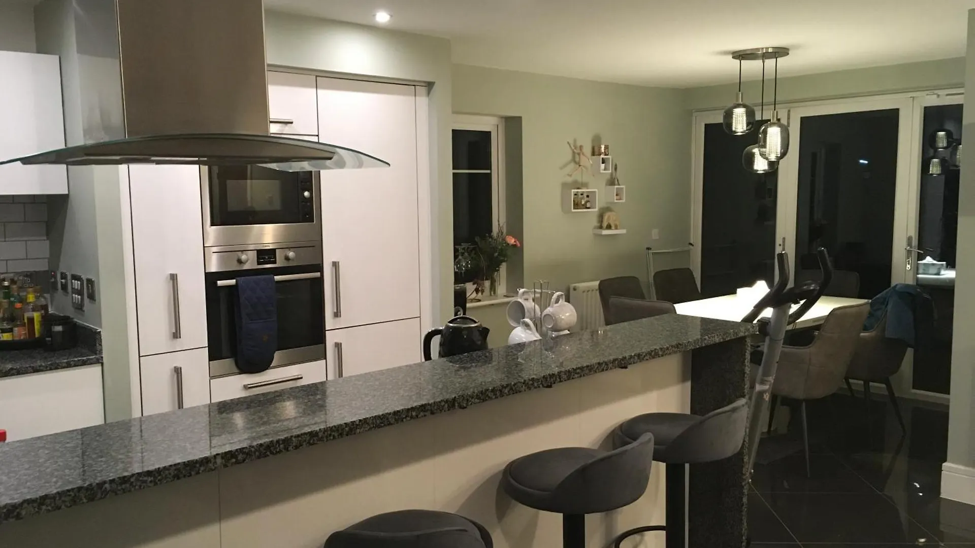 Guest house Spacious King Size Room Detached House Free Wifi Free Parking Sheffield