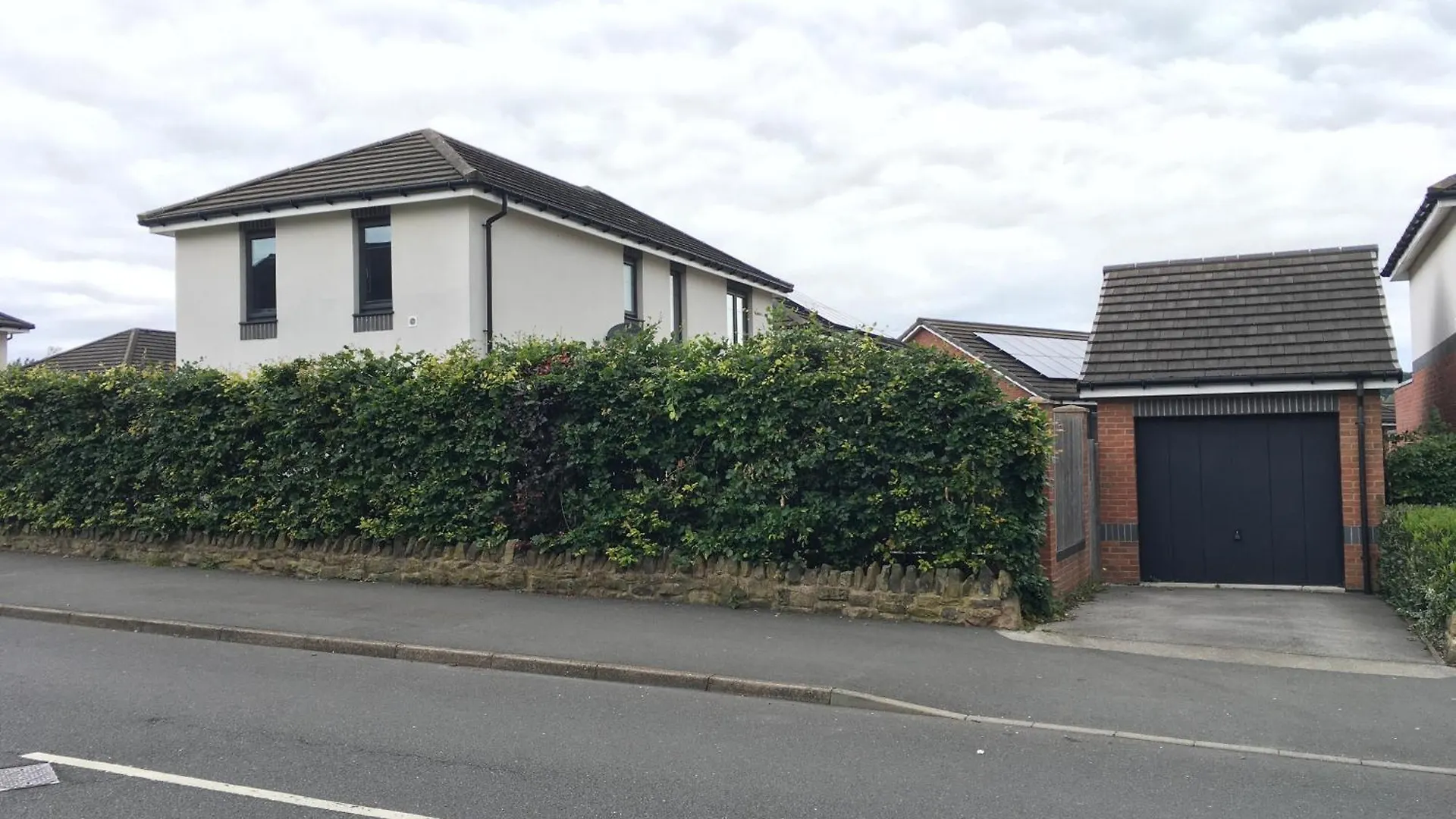 Guest house Spacious King Size Room Detached House Free Wifi Free Parking Sheffield