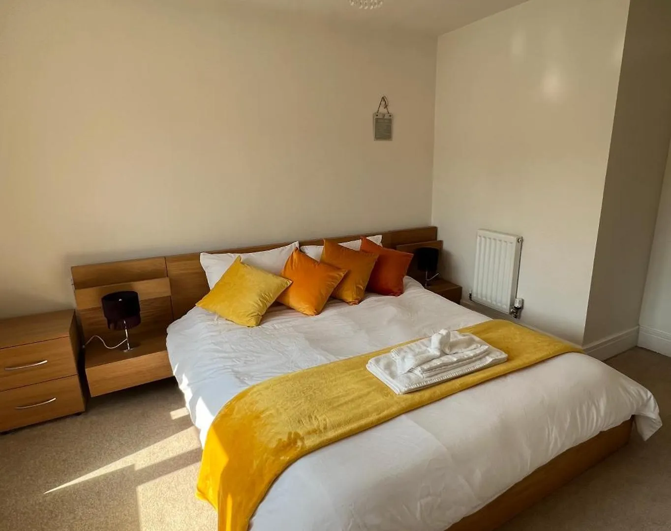 Spacious King Size Room Detached House Free Wifi Free Parking Sheffield